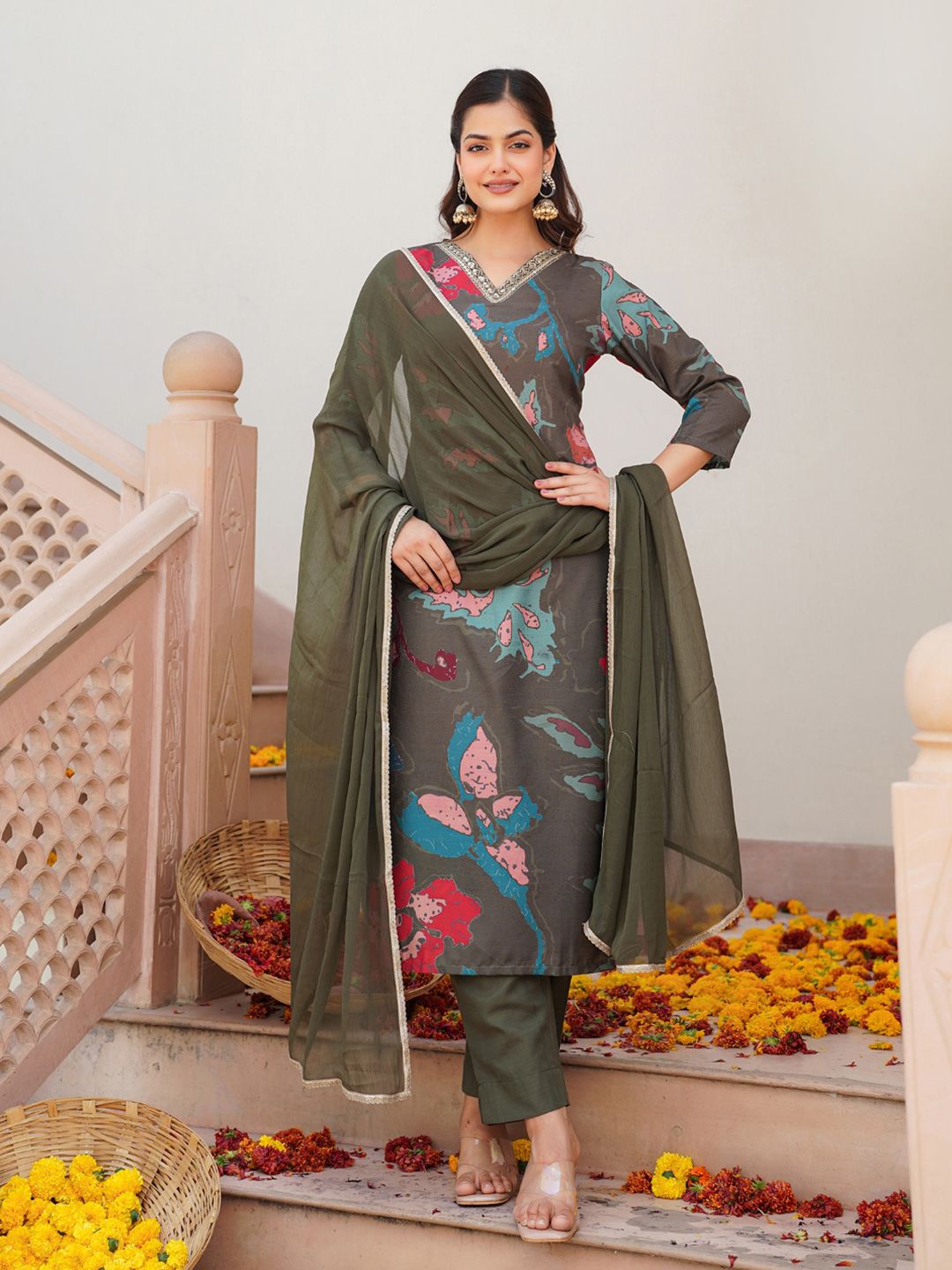 KALINI Women Floral Printed Regular Kurta with Trousers & With Dupatta
