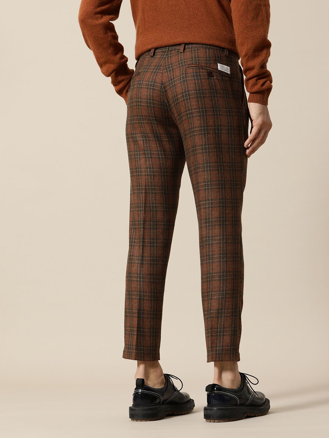 Mr Bowerbird Men Checked Tailored Pleated Trousers