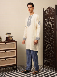 House of Pataudi Floral Embroidered Pure Cotton Jashn Kurta with Trousers