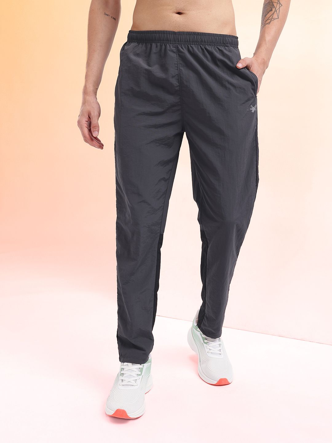 HRX by Hrithik Roshan Men Colourblocked Mid-Rise Rapid-Dry Running Track Pants