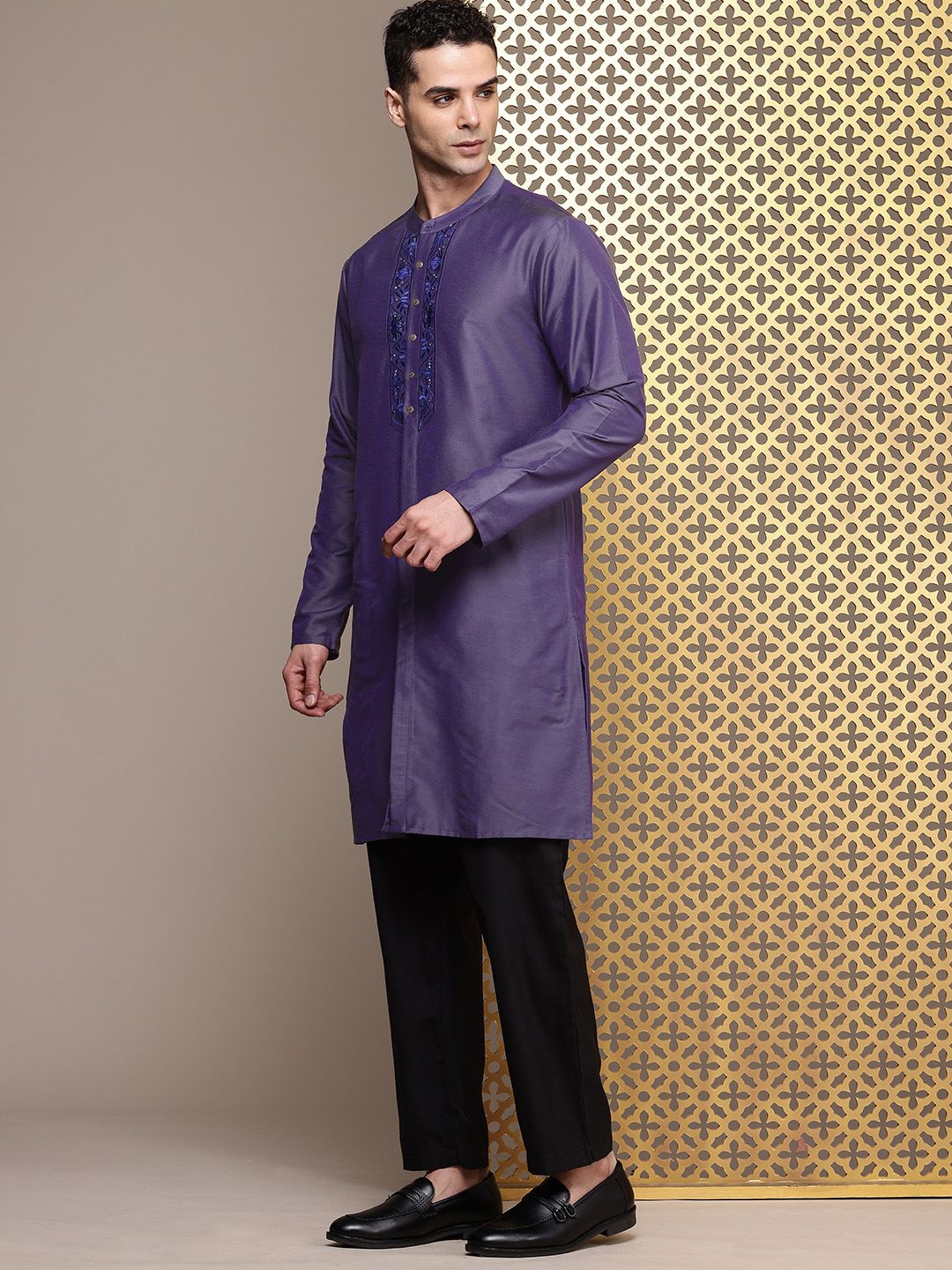 House of Pataudi Jashn Ethnic Motifs Yoke Design Thread Work Indie Florals Kurta