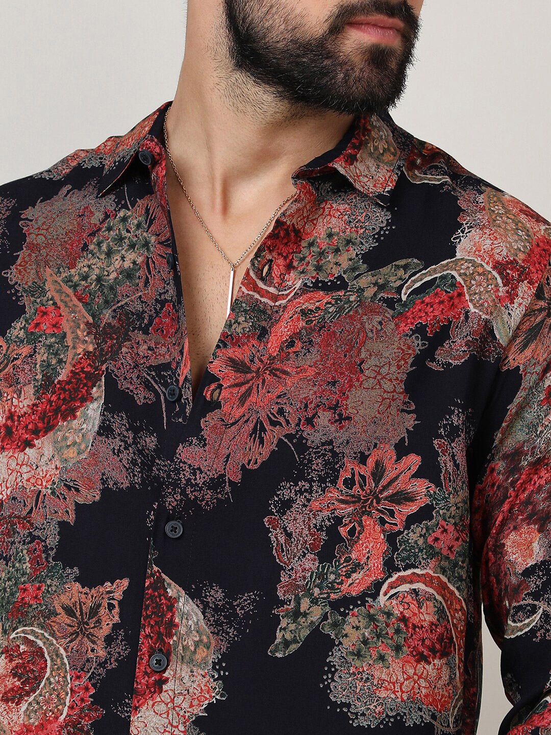 Campus Sutra Black Classic Floral Printed Spread Collar Casual Shirt