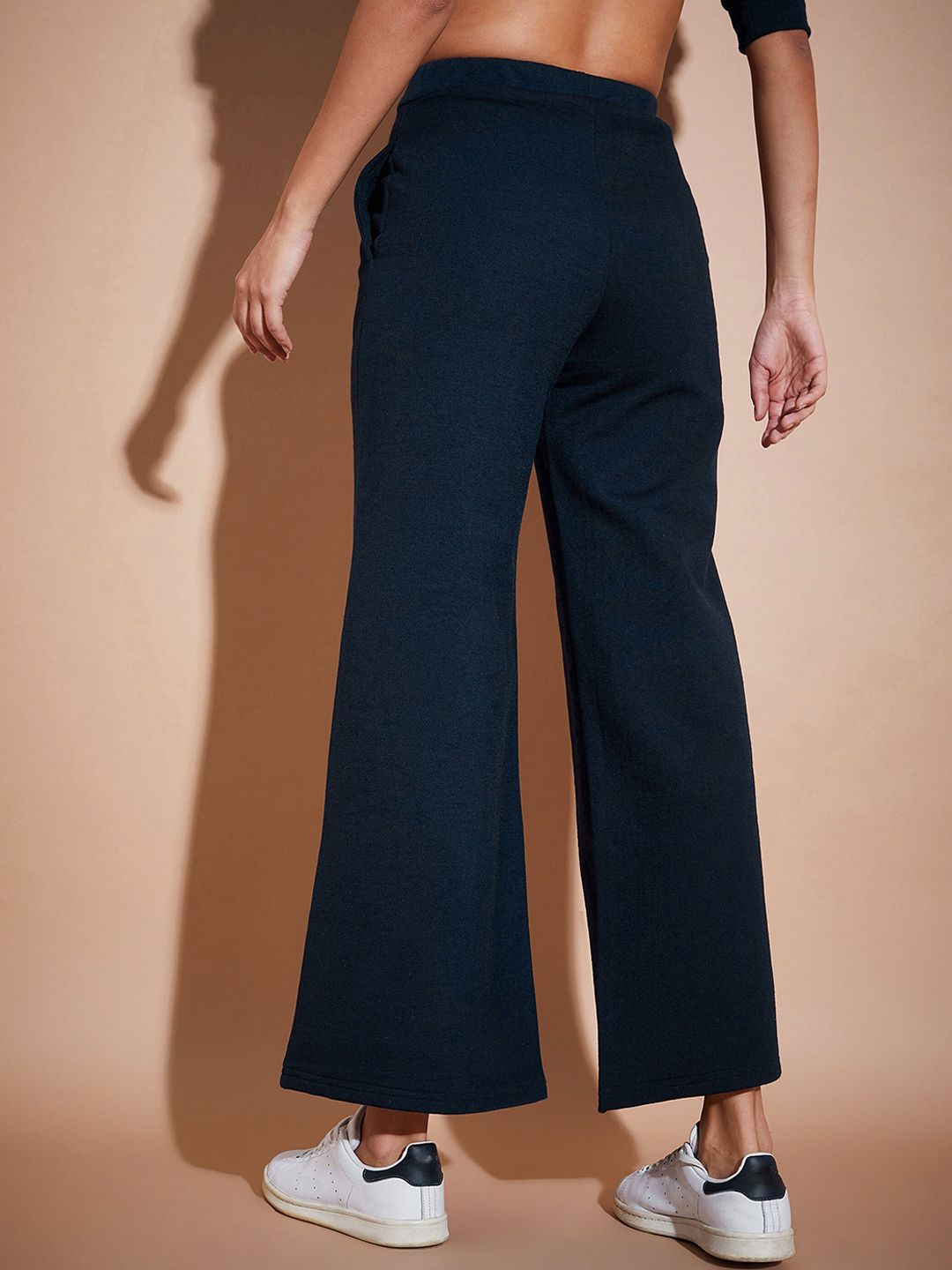 SASSAFRAS BASICS Women Relaxed-Fit Fleece Track Pants