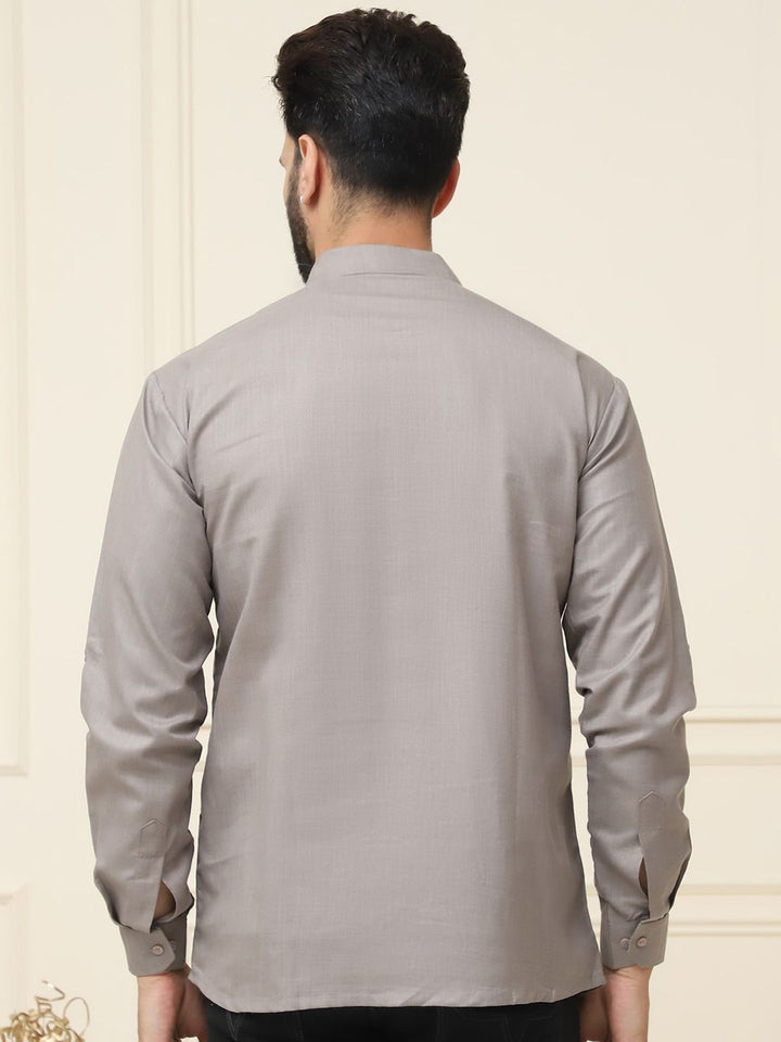 SOJANYA Men Grey Thread Work Kurta