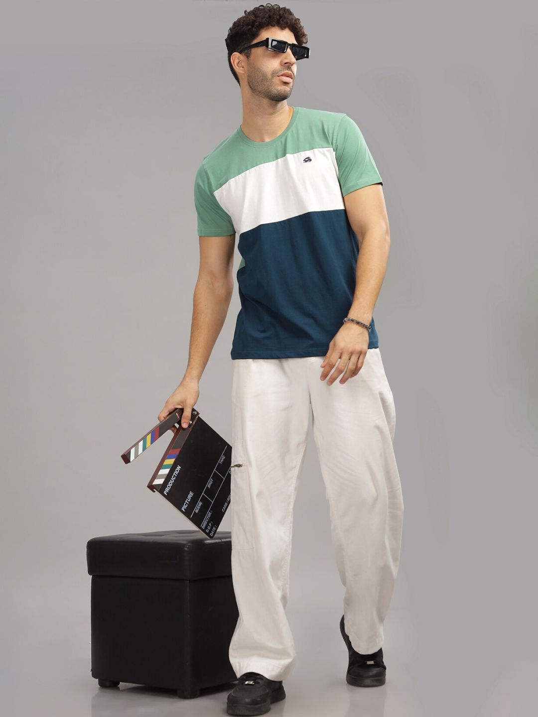 ADRO Colourblocked Regular Fit Cotton T-shirt
