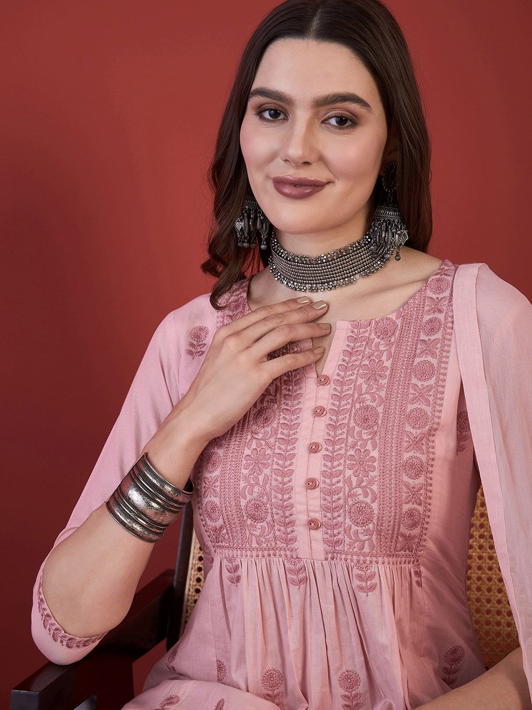 Anouk Floral Bulatan Benang Kerja Kurta Kapas Murni Dengan Seluar & Dupatta