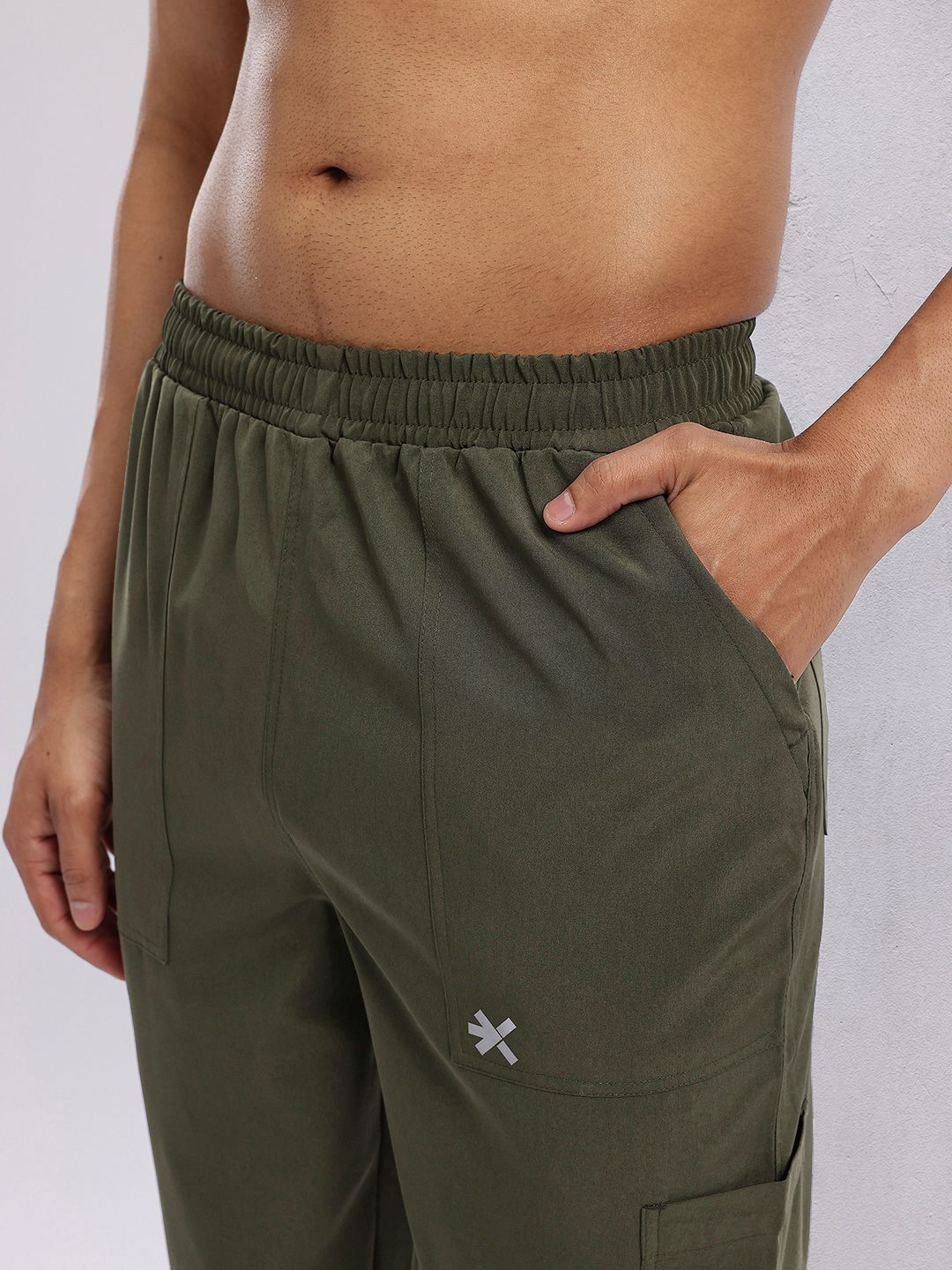 HRX by Hrithik Roshan Men Rapid-Dry Cargo Style Training Joggers