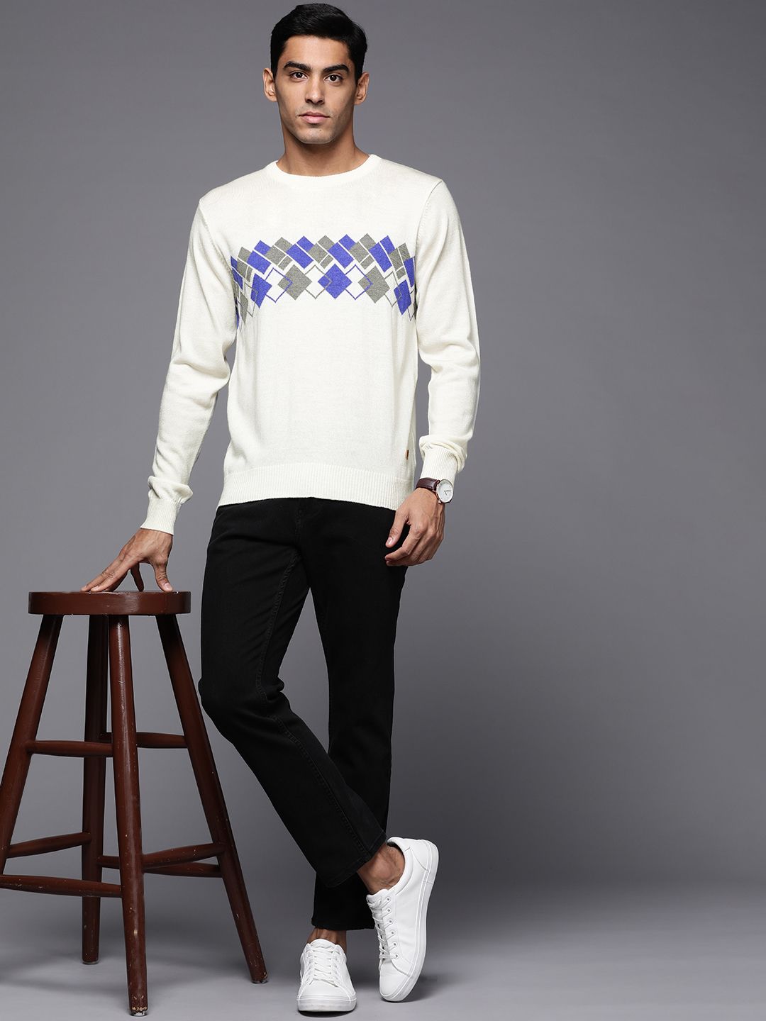 Raymond Men Off White & Blue Geometric Sweater