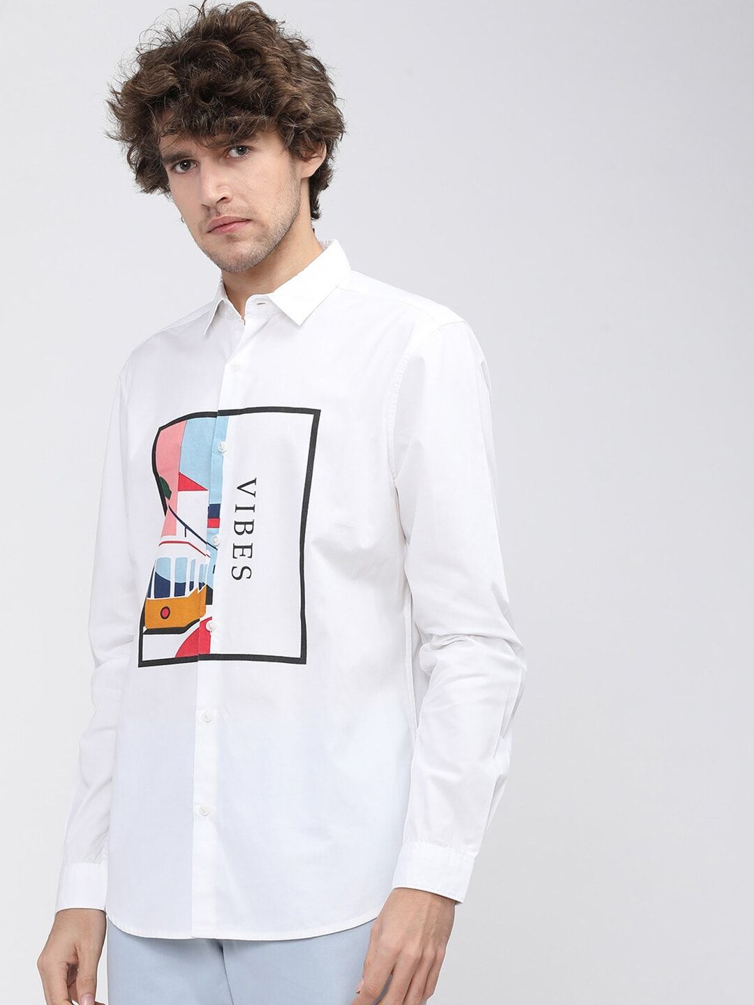 HIGHLANDER Men White Slim Fit Casual Shirt