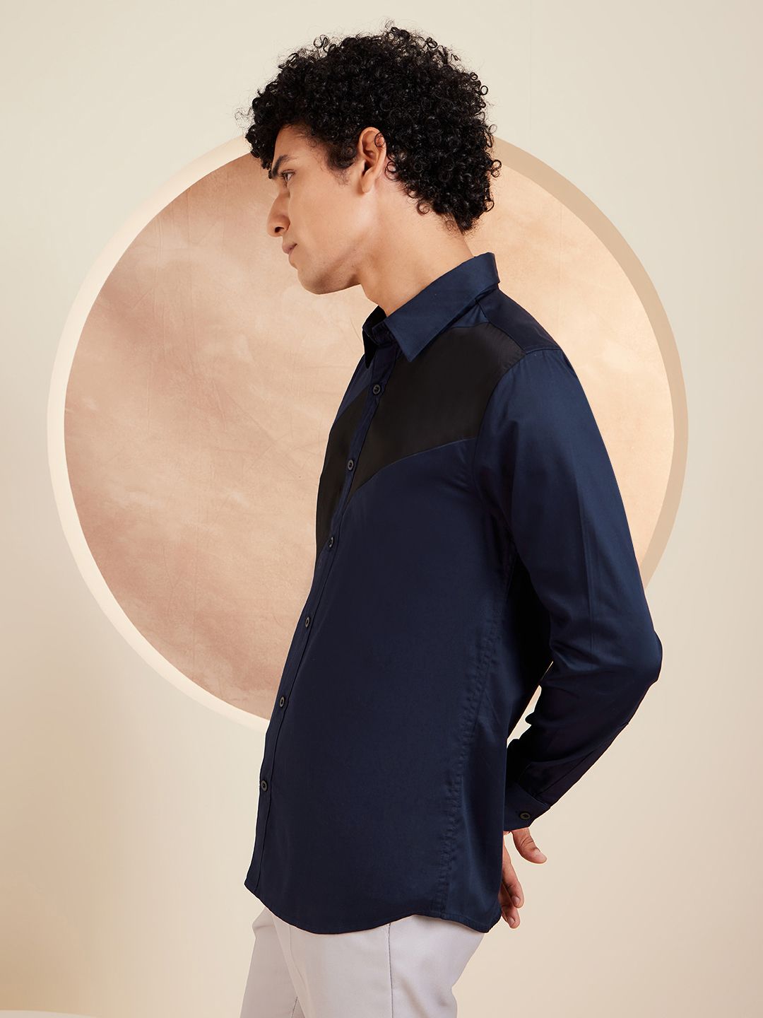DENNISON Smart Colorblocked Cotton Casual Shirt