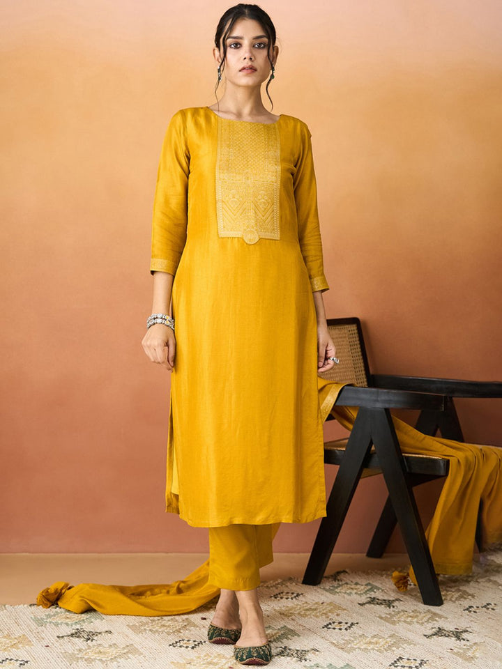 KALINI Ethnic Motifs Patch Work Straight Kurta With Trouser And Dupatta