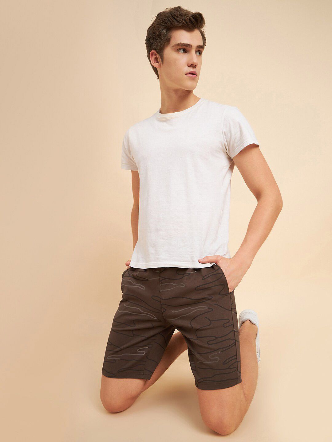 Sweet Dreams Men Brown & Black Mid Rise Abstract Printed Shorts
