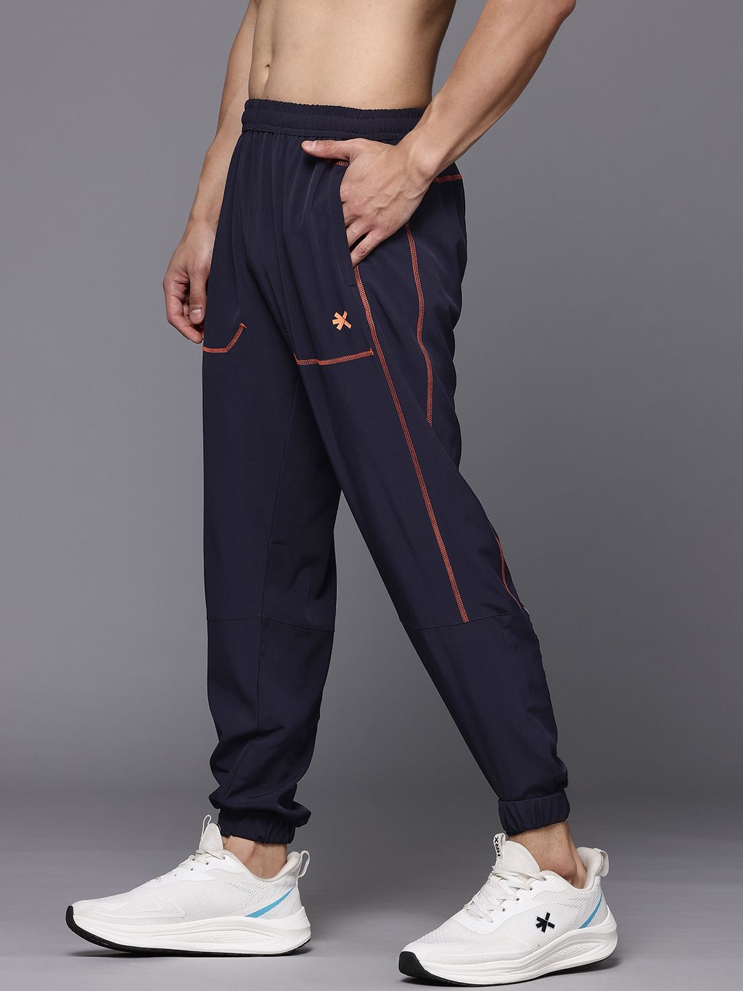 HRX by Hrithik Roshan Men Mid-Rise Training Joggers with Reflective Stripes