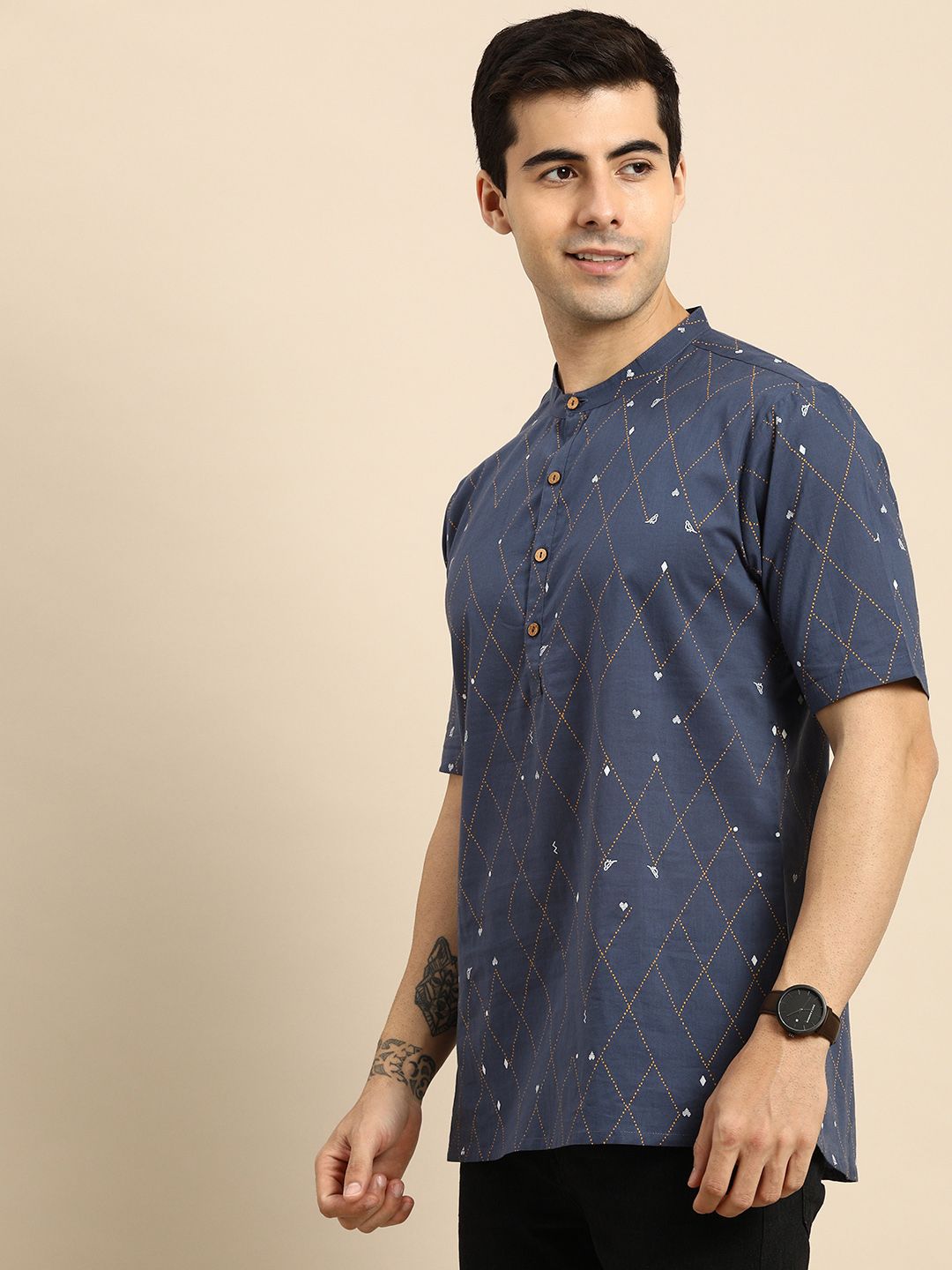 Anouk Men Navy Blue & White Geometric Printed Short Kurta