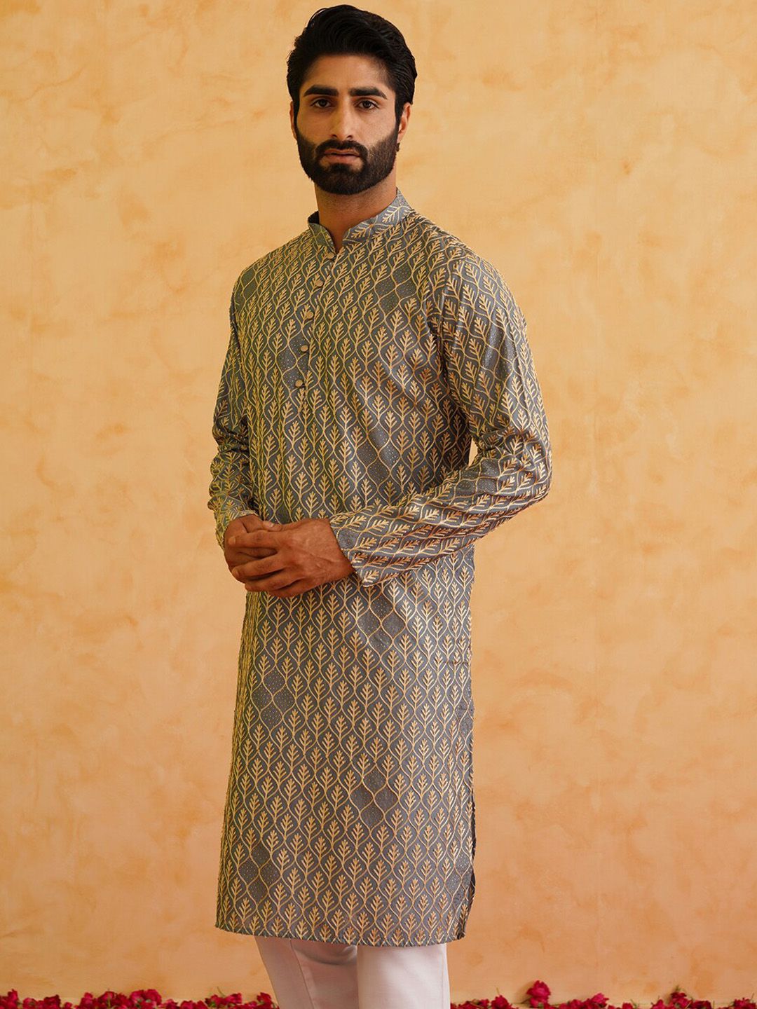 SOJANYA Ethnic Motifs Embroidered Thread Work Detailed Pure Cotton Kurta With Pyjamas