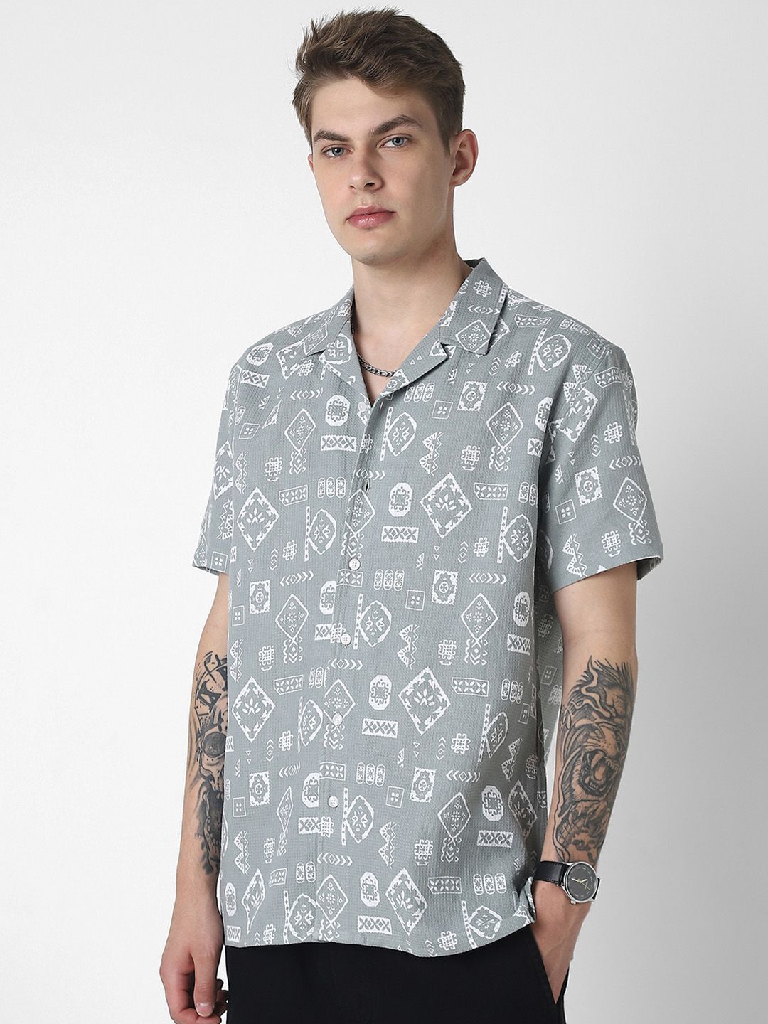 VASTRADO Men Classic Opaque Printed Casual Shirt