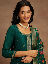 Libas Floral Embroidered Thread Work Kurta With Trousers & Dupatta