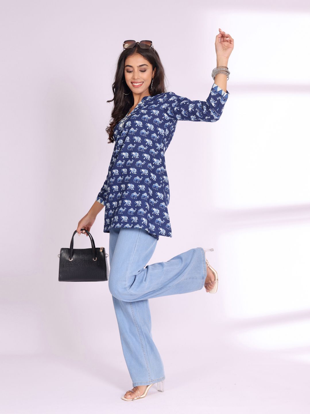 Varanga Ethnic Motifs Printed Notch Neck Cotton A-Line Kurti