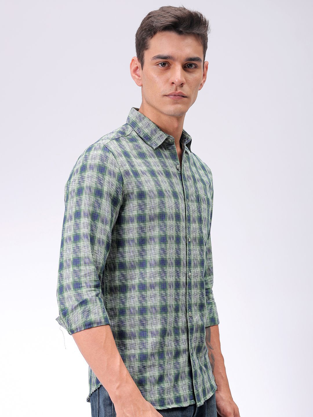 The Indian Garage Co Men Slim Fit Checked Casual Shirt