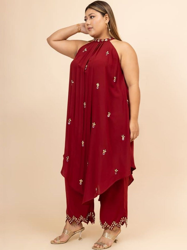 Atasan Leher Halter Bersulam Mamicha & Seluar Co-Ords