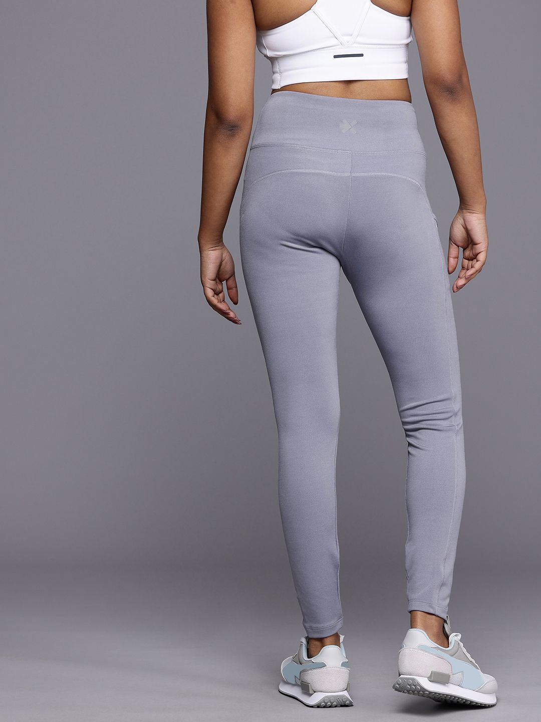 HRX by Hrithik Roshan Women Run On Cloudstrail Trackers Rapid Dry Running Tights