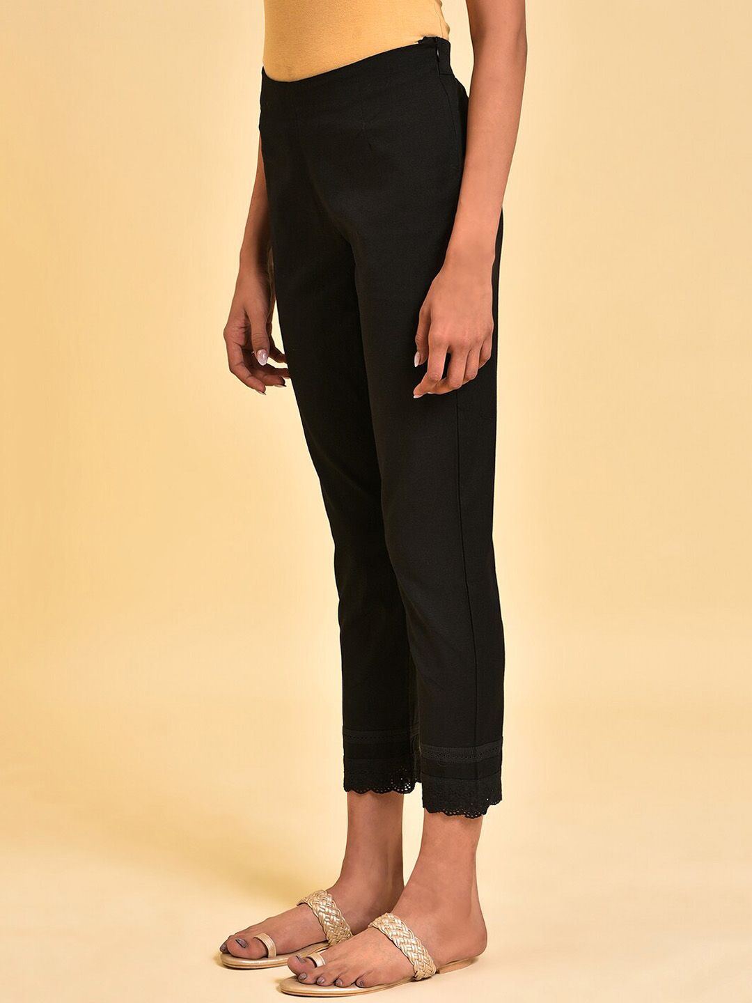 W Women Black Comfort Slim Fit Cropped Cigarette Trousers