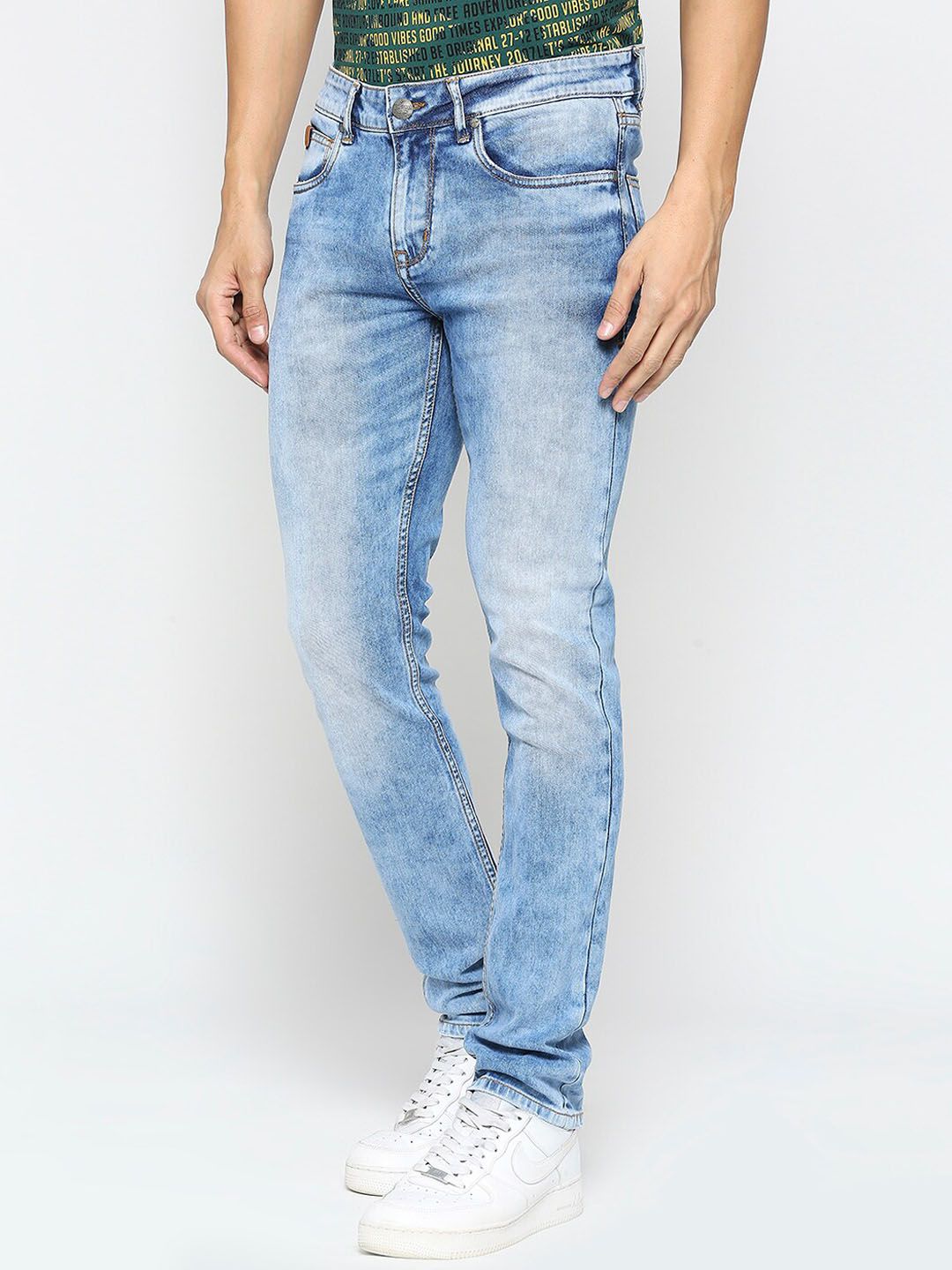 Being Human Men Skinny Fit Mid-Rise Clean Look Heavy Fade Stretchable Jeans