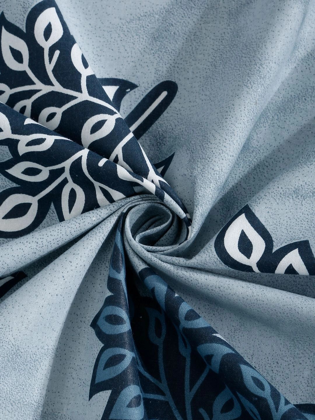 Moda Rapido X KLOTTHE Blue & White Floral 400 TC Single Bedsheet with 1 Pillow Covers