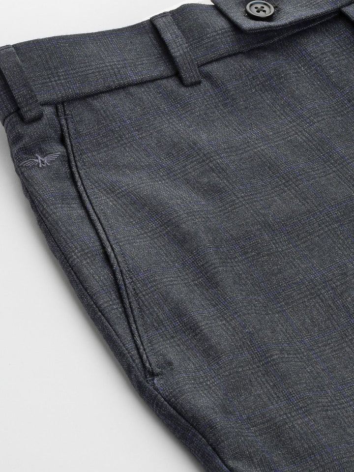 Park Avenue Men Mid-Rise Checked Smart Trousers
