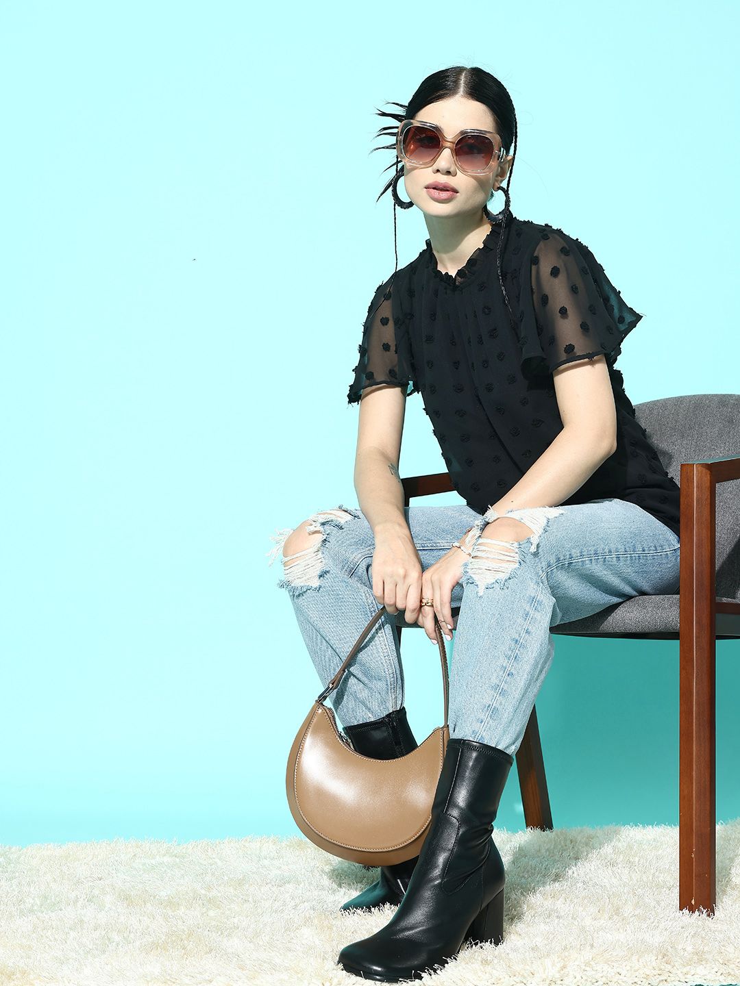 Berrylush Flutter Sleeve Dobby Blouson Top