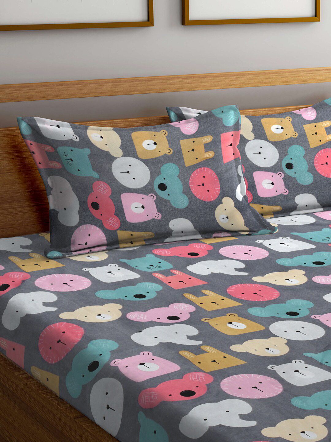 KLOTTHE Grey Cartoon Characters 300 TC Fitted Double Bed Bedsheet With 2 Pillow Covers