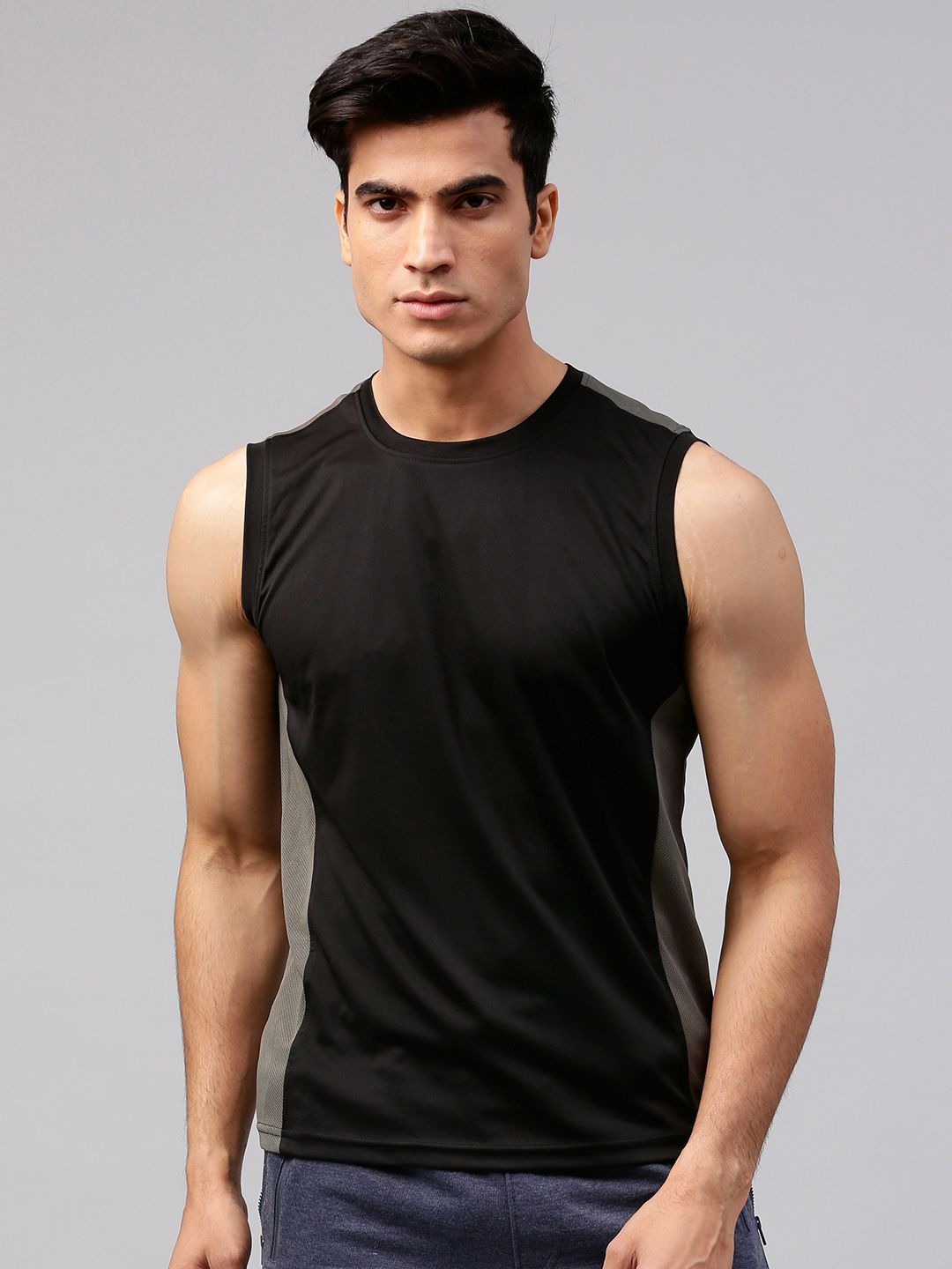 HRX by Hrithik Roshan Men Black Advanced Rapid Dry Round Neck T-shirt