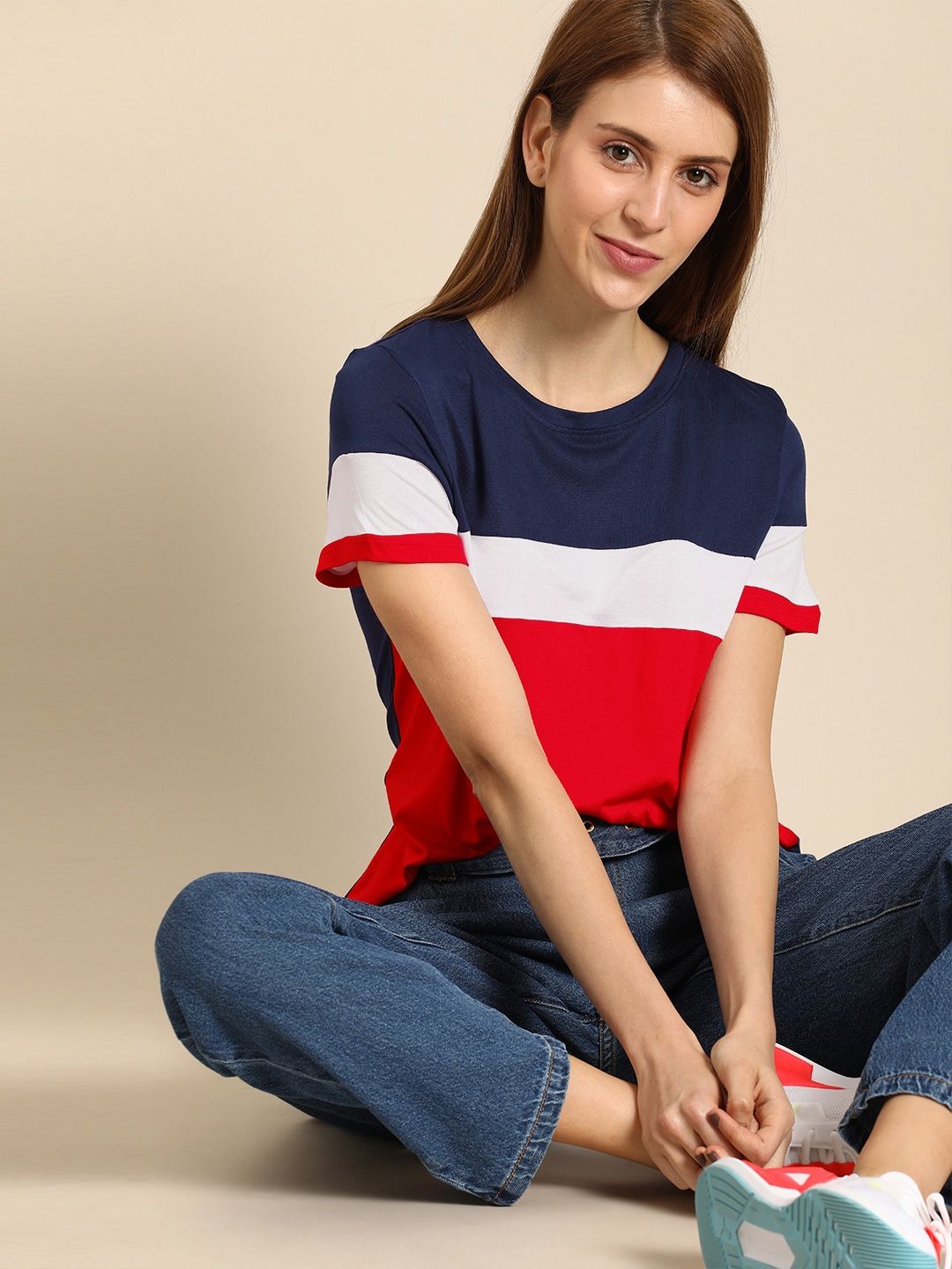 DressBerry Women Navy Blue & Red  Colourblocked Round Neck T-shirt