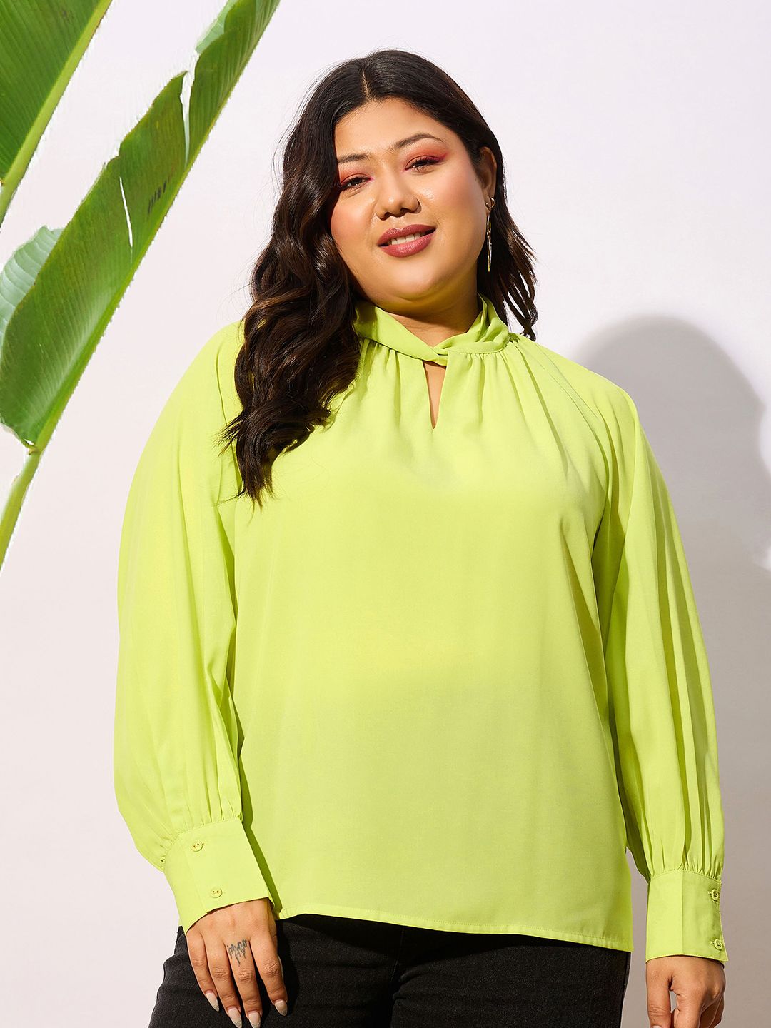 SASSAFRAS Curve Plus Size Keyhole Neck Cuffed Sleeves Georgette Top