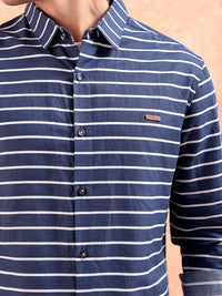 The Indian Garage Co Men Navy Blue & White Slim Fit Striped Casual Shirt