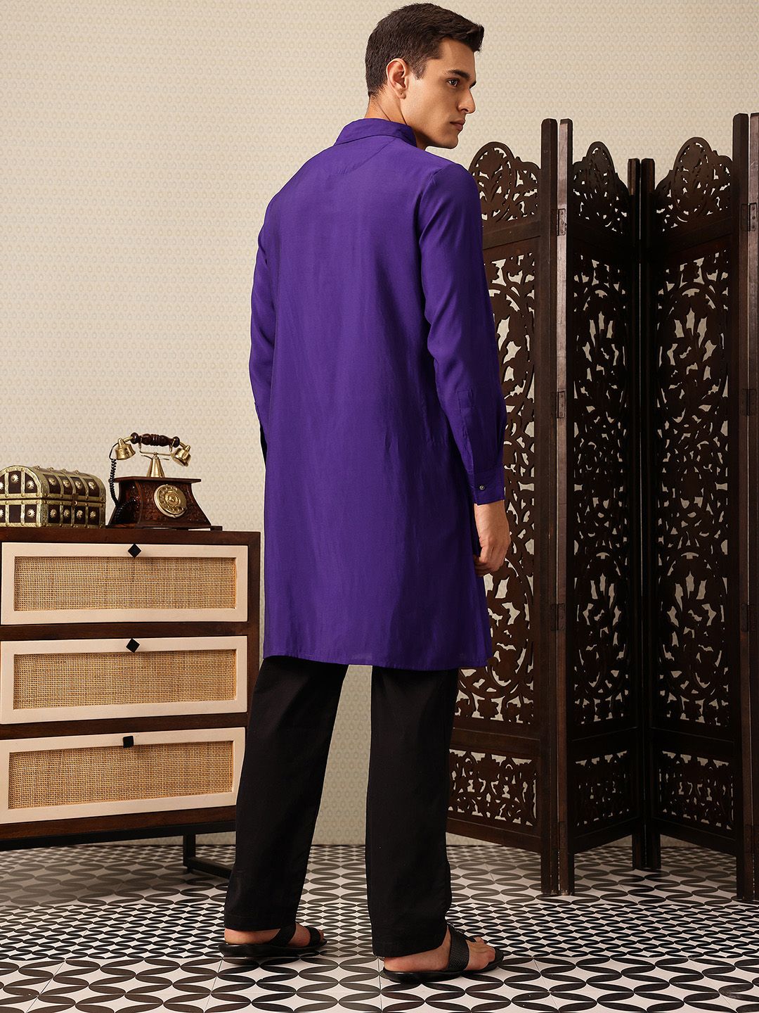 House of Pataudi Yoke Design Thread Work Rozana Kurta