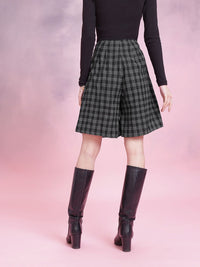 DressBerry Women Monochrome Checkered Shorts