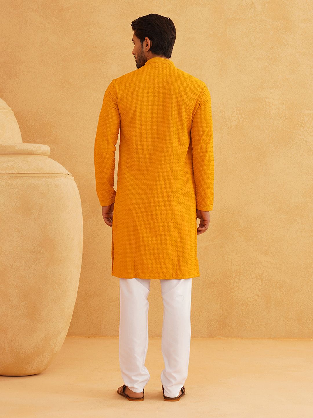 SOJANYA Kolar Mandarin Sulam Kurta Pure Cotton