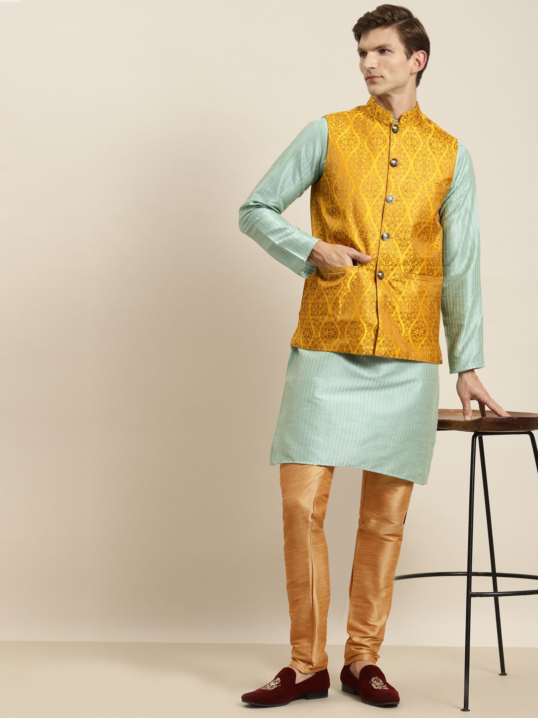 SOJANYA Men Sea Green Striped Kurta with Churidar & Nehru Jacket