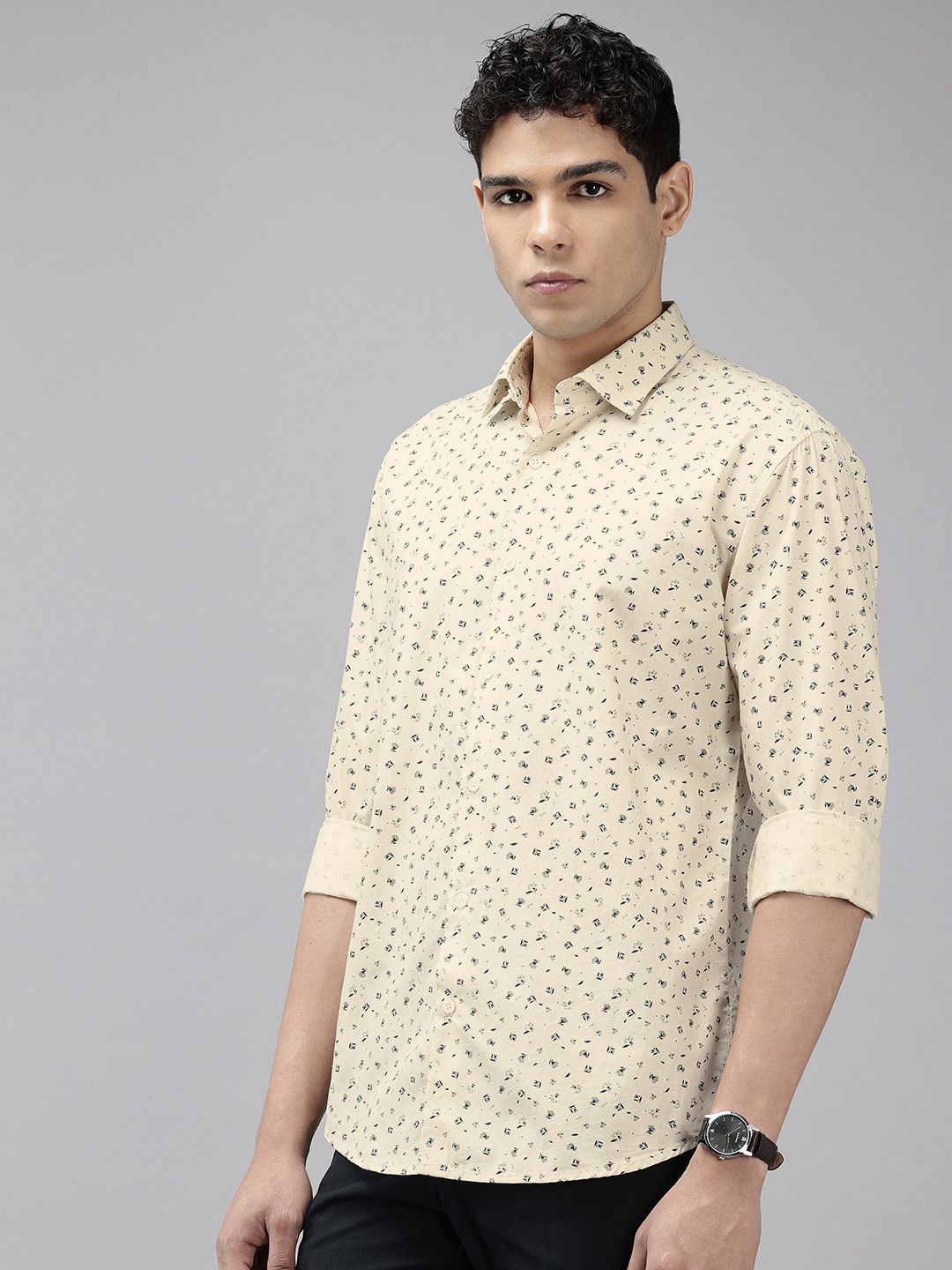 Park Avenue Pure Cotton Slim Fit Floral Printed Casual Shirt