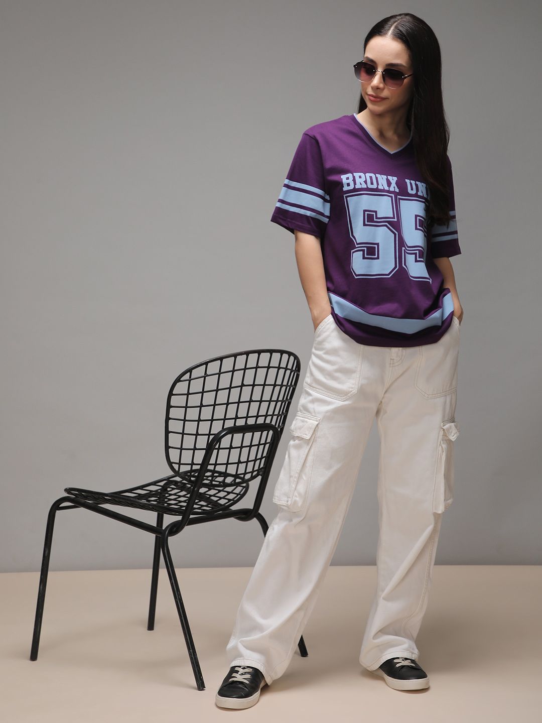 DILLINGER Women Short Sleeve Oversized V-Neck Printed Tshirt