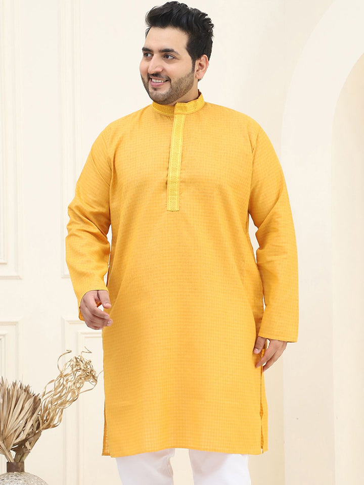 SOJANYA PLUS Men Mustard Yellow Pure Cotton Checked Kurta