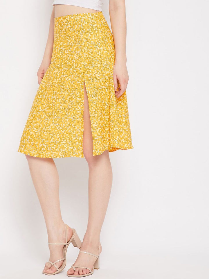Berrylush Women Floral Printed High Rise Pencil Skirt