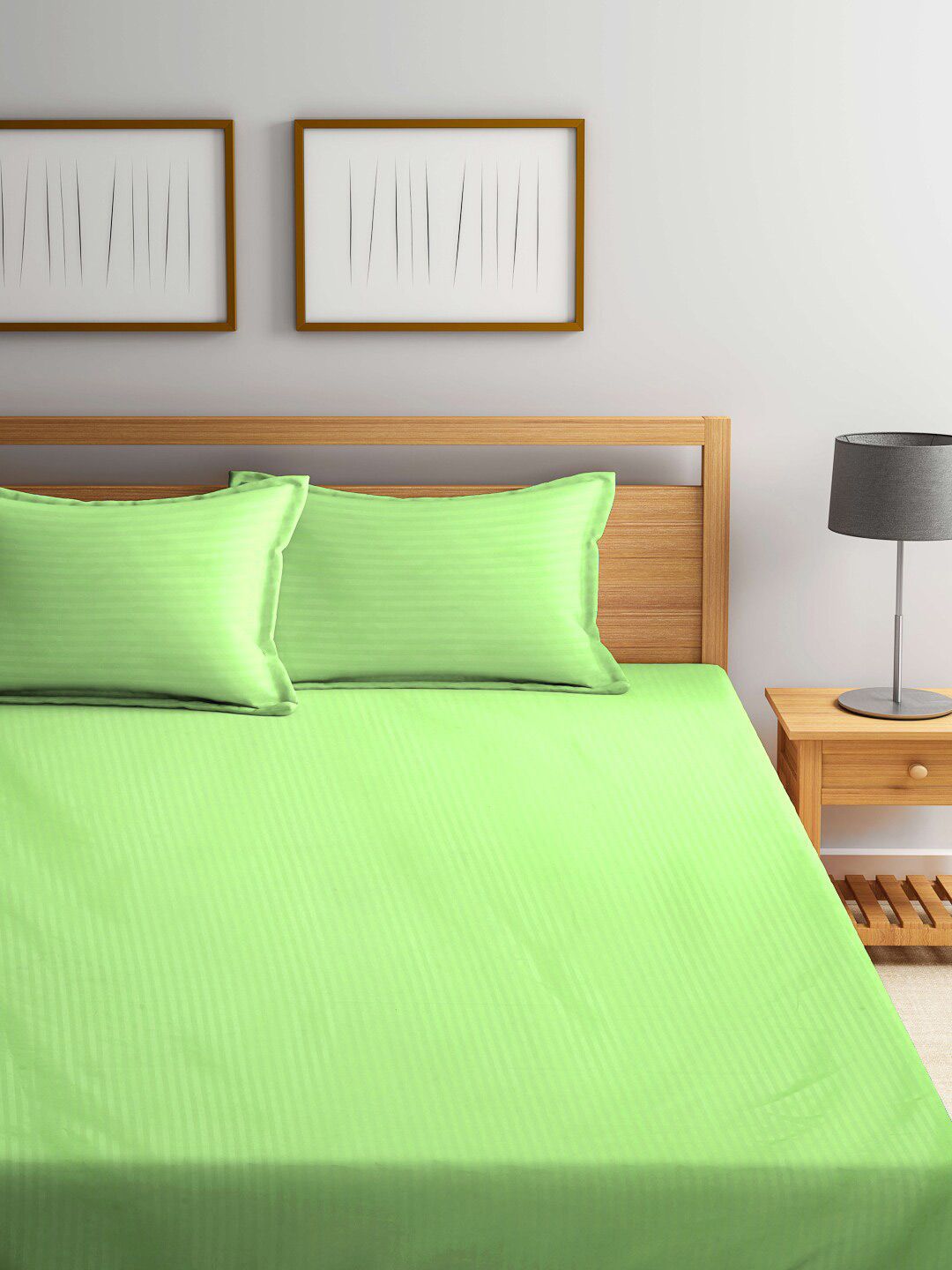 KLOTTHE Green Striped Fitted 300 TC Super King Bedsheet with 2 Pillow Covers-270X270 cm