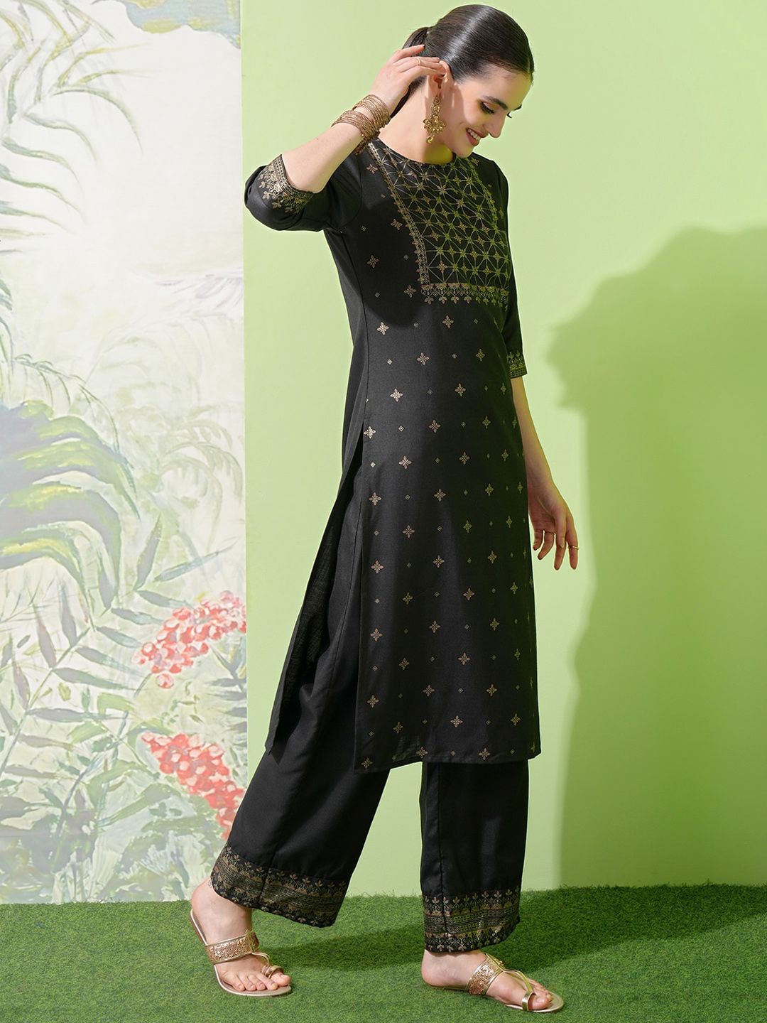 Vishudh Black Ethnic Motifs Printed Straight Kurta With Palazzos & Dupatta