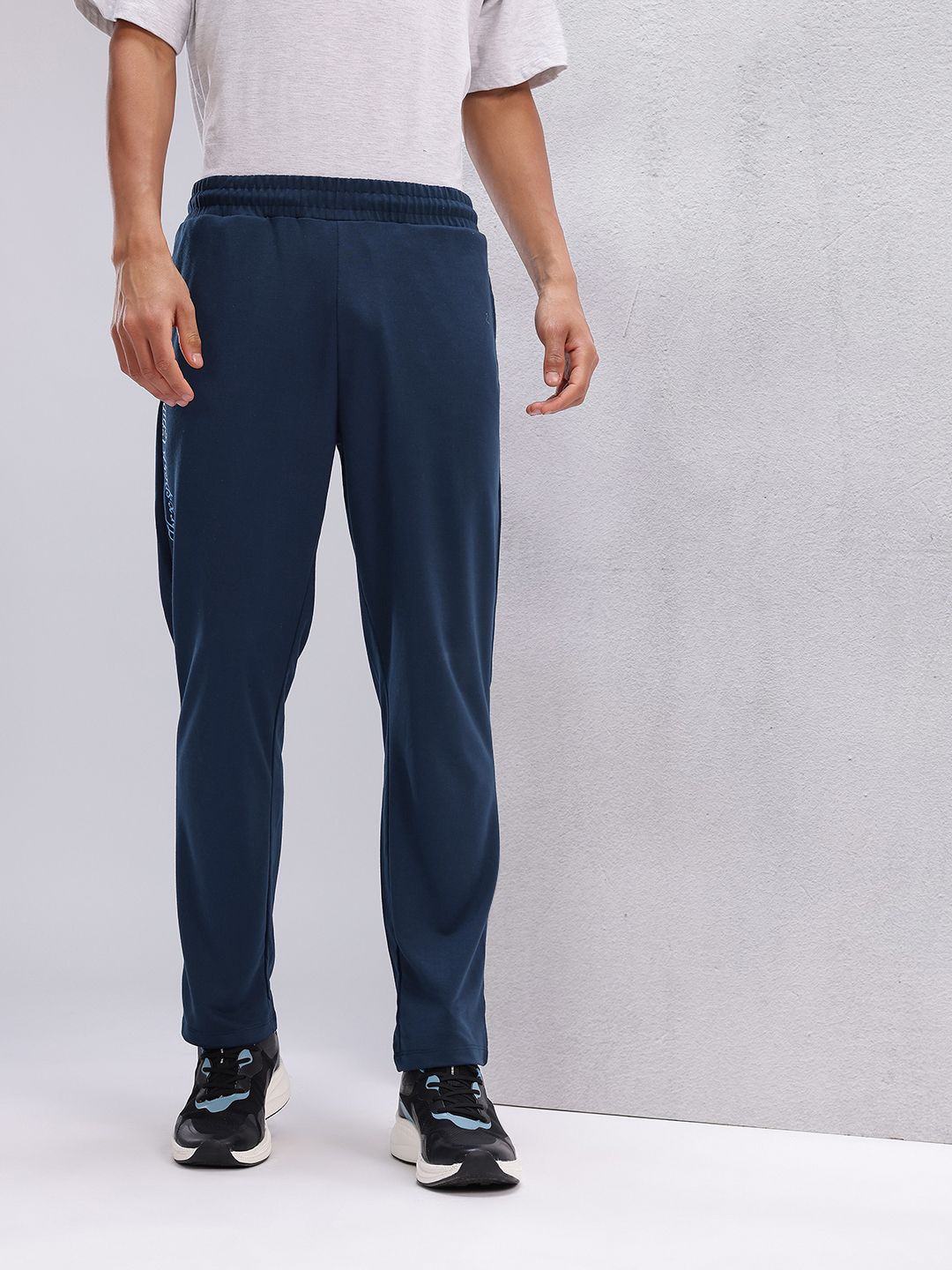 HRX by Hrithik Roshan Men Typography Detail Regular Fit Lifestyle Track Pants