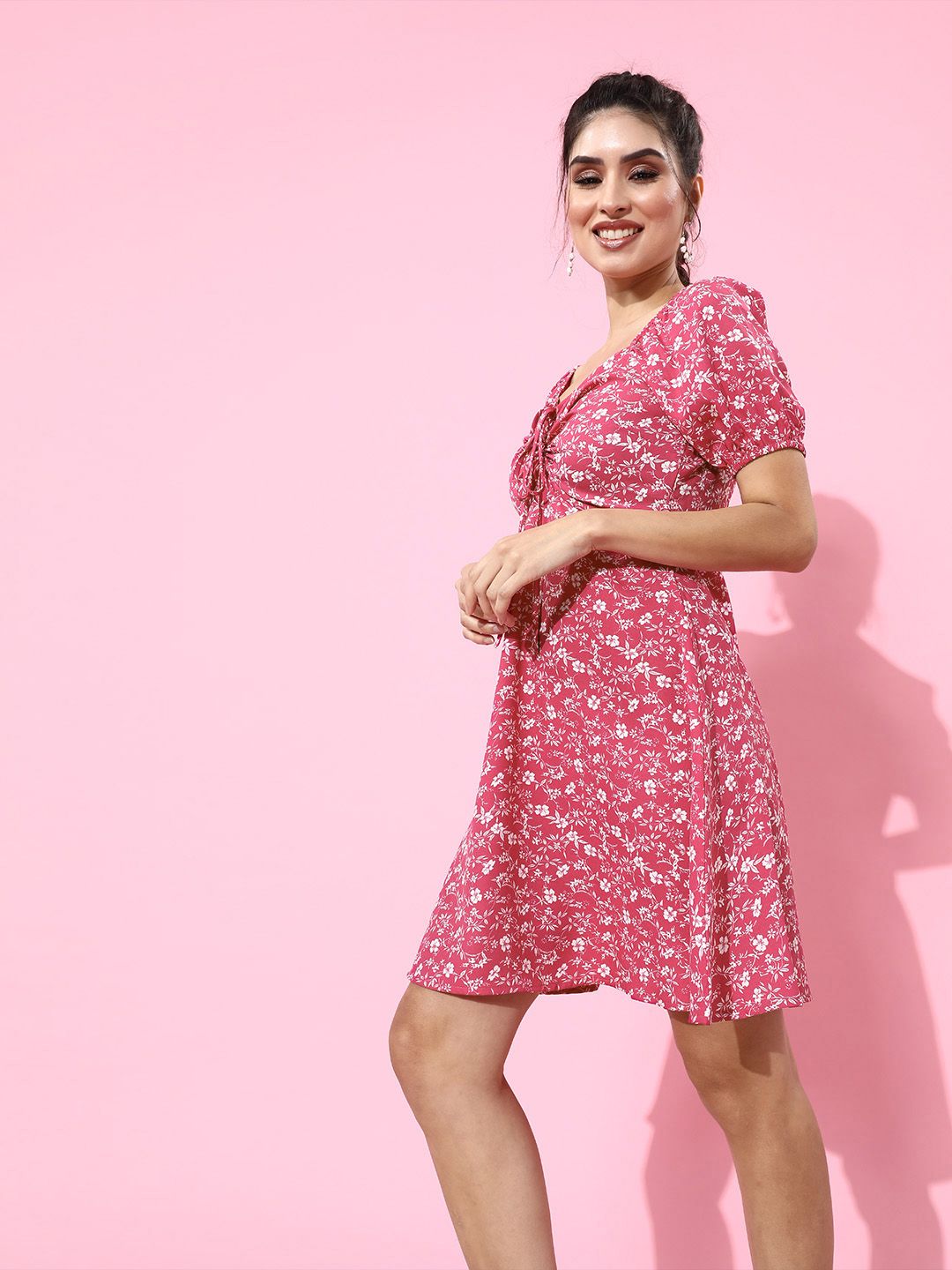 Berrylush Women Pretty Pink Floral Puff Sleeves Dress