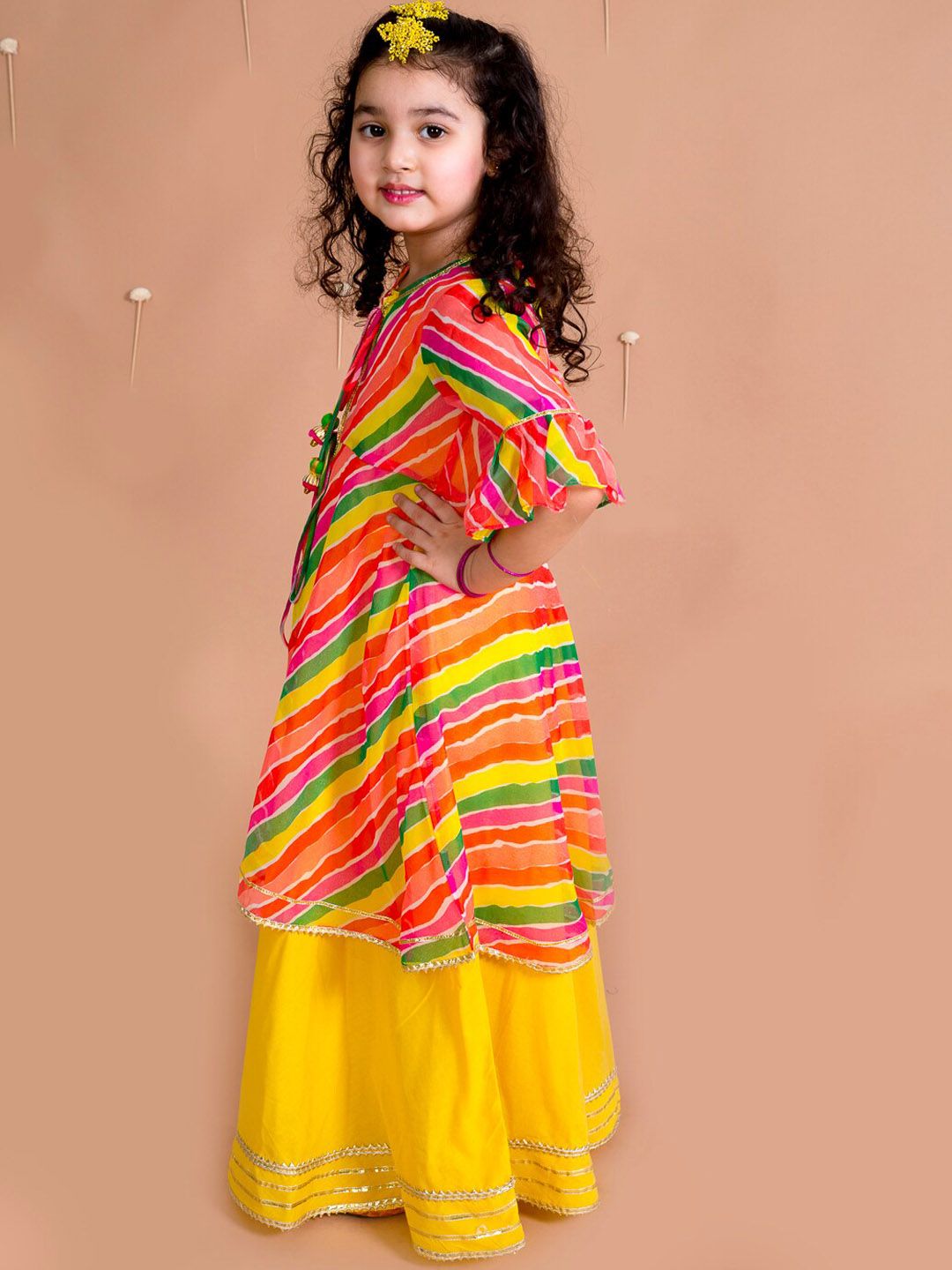 pspeaches Girls Yellow & Orange Geometric Printed Bell Sleeves Kurta