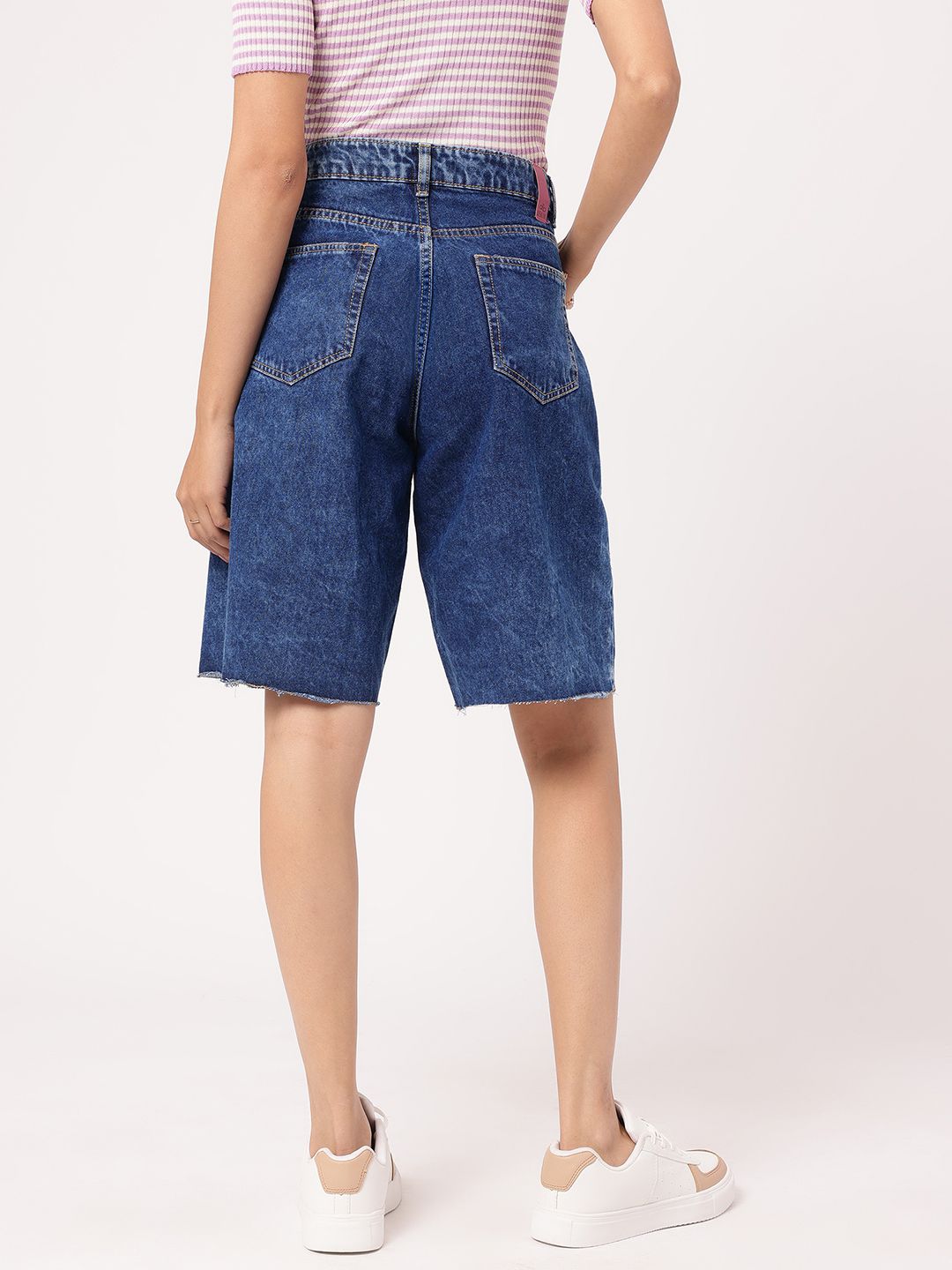 DressBerry Women Everyday Essentials Frayed Denim Shorts