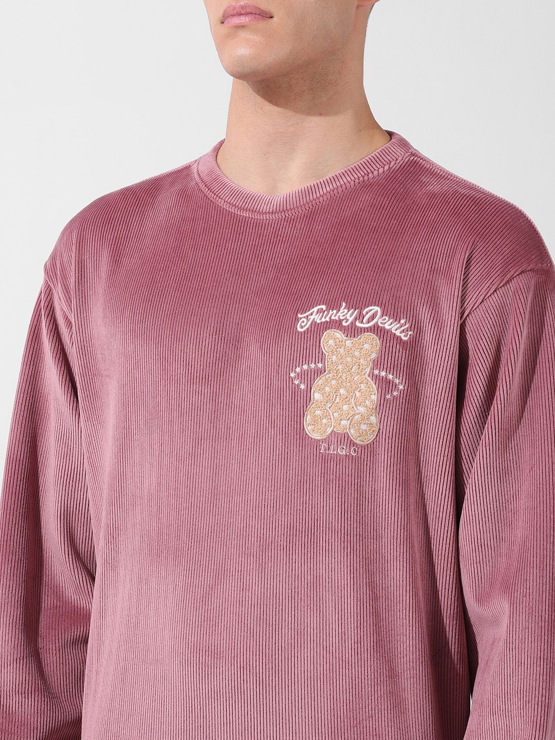 The Indian Garage Co Men Oversized Self Design Corduroy Crew Neck Sweatshirt